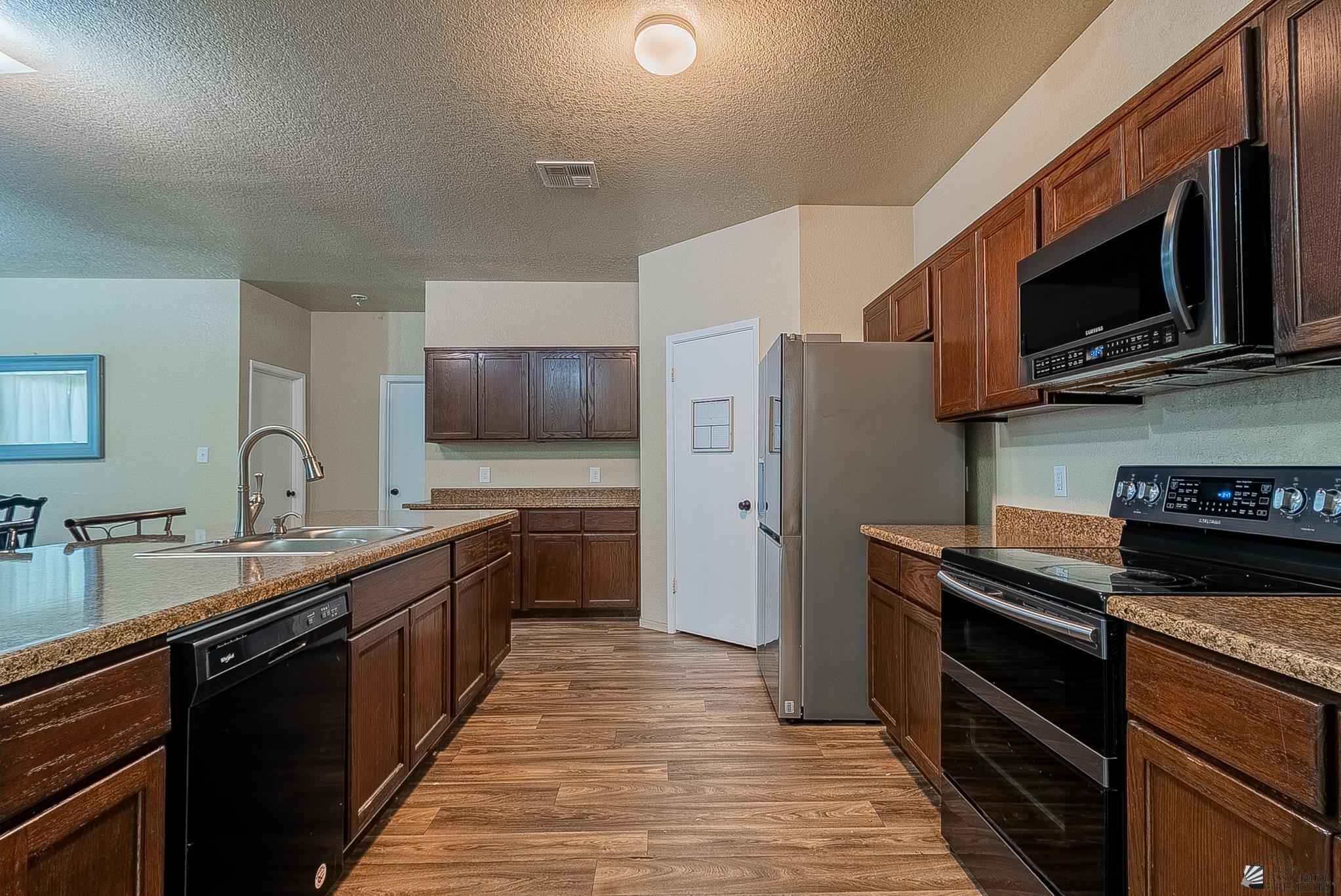 7624 East 41st Road Yuma, AZ 85365 - Photo 7 of 33 Gallery Image 7