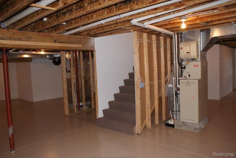5575 Lynd Road Marlette, MI 48453 - Photo 34 of 37 DSC00662.jpg