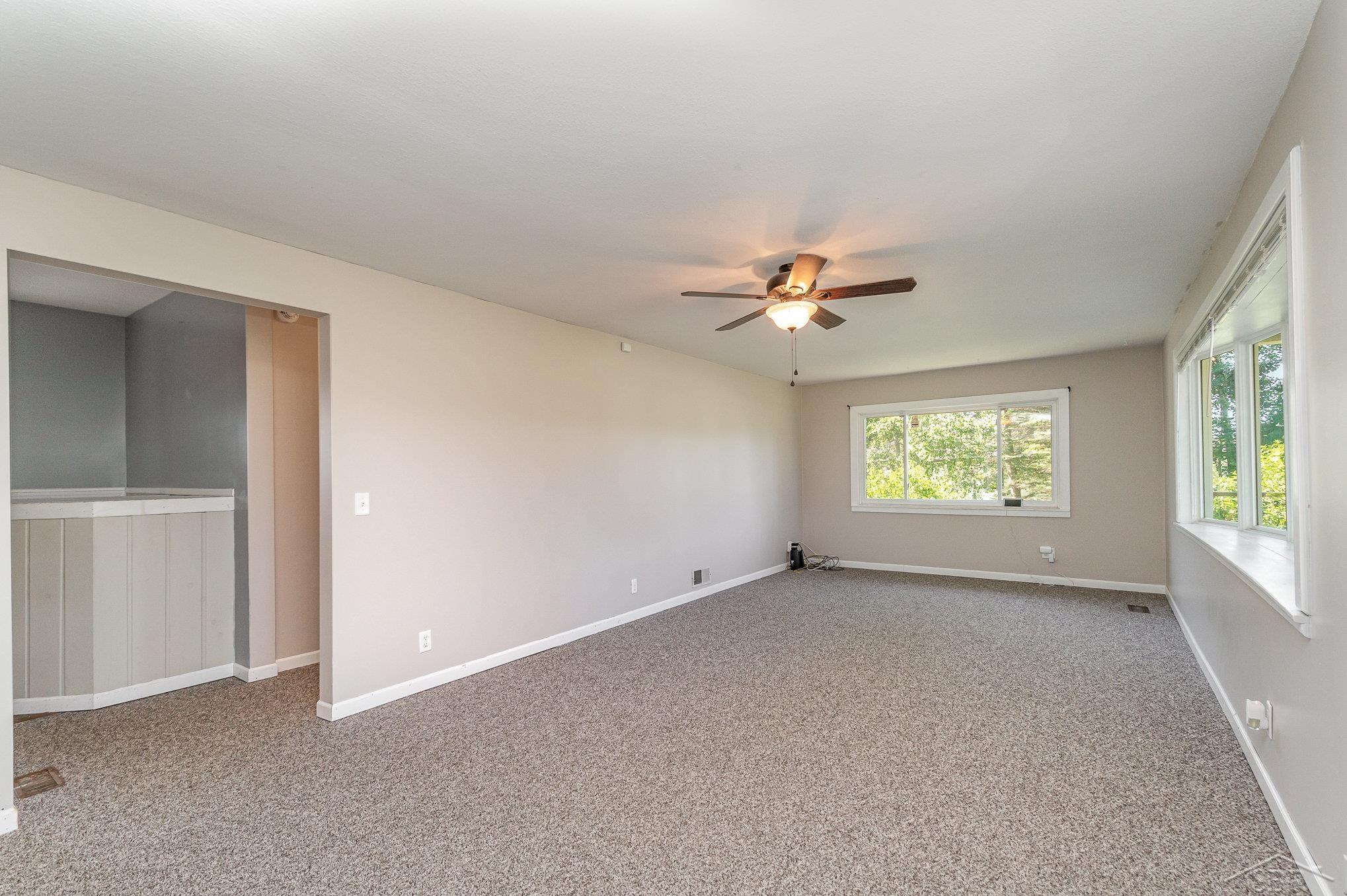 11057 Maple Road Birch Run, MI 48415 - Photo 4 of 26