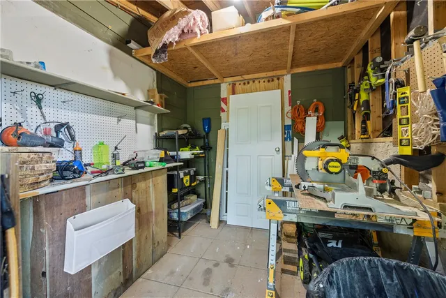 $799,000 | 141 West Waters Edge Lane, West Union, SC 29696