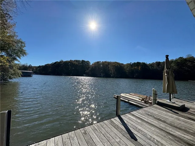 $799,000 | 141 West Waters Edge Lane, West Union, SC 29696