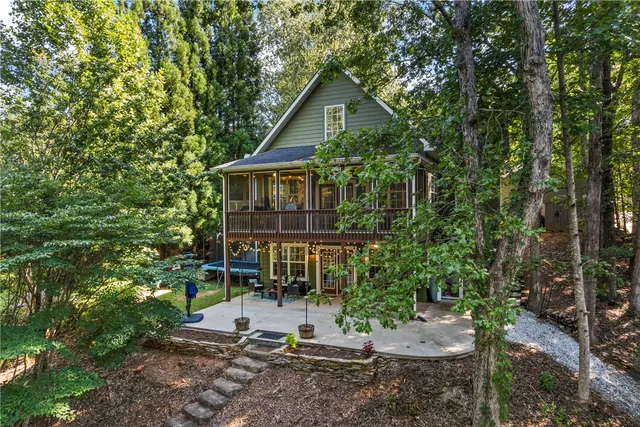 $799,000 | 141 West Waters Edge Lane, West Union, SC 29696