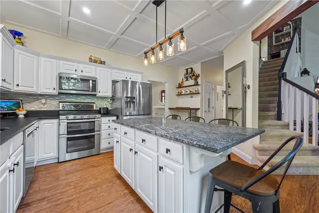 $799,000 | 141 West Waters Edge Lane, West Union, SC 29696