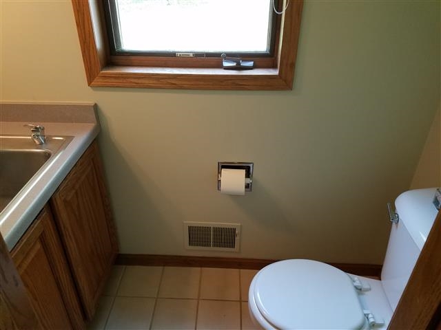 4225 Cedar Lake Road Traverse City, MI 49685 - Photo 31 of 36 1862038-30.JPG