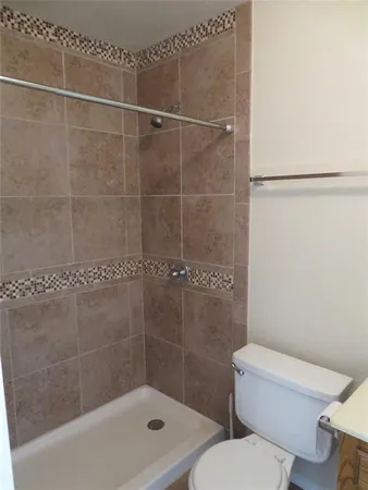 $1,475 | 443 Warbler Drive, DeSoto, TX 75115