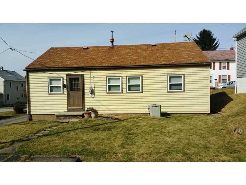 338 Washington Street Indiana, PA 15701 - Photo 1 of 3 Exterior Front.
