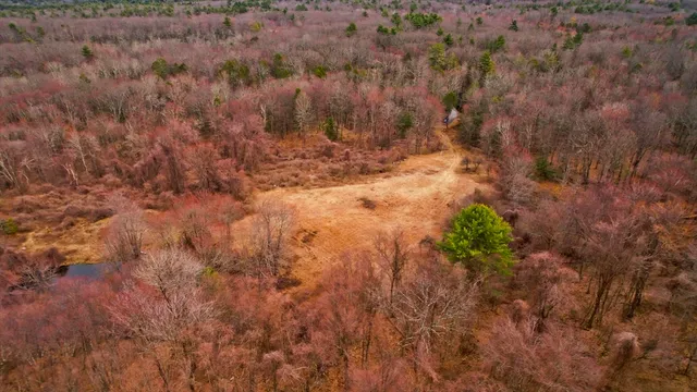 $300,000 | 182 Old Stage Road, Hatfield, MA 01088