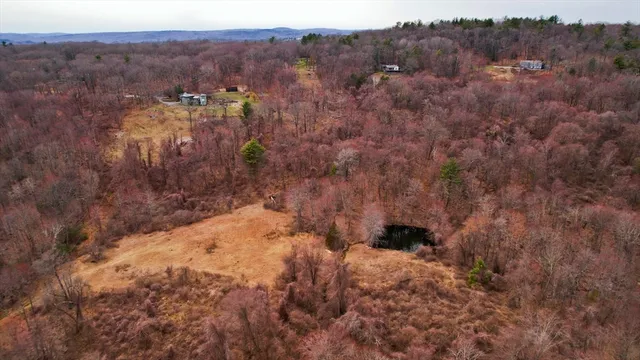 $300,000 | 182 Old Stage Road, Hatfield, MA 01088