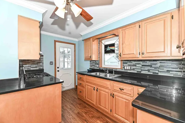 $289,000 | 925 East Wisconsin Street, Delavan, WI 53115