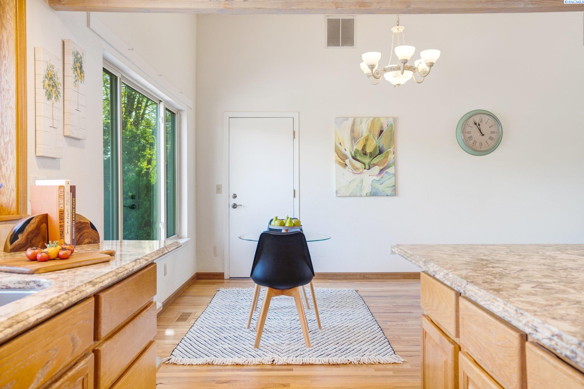 101306 East Vaca Road Kennewick, WA 99338 - Photo 17 of 45 Gallery Image 17