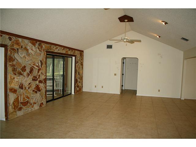 14 Knowles Road Stuart, FL 34996 - Photo 12 of 17 Gallery Image 12