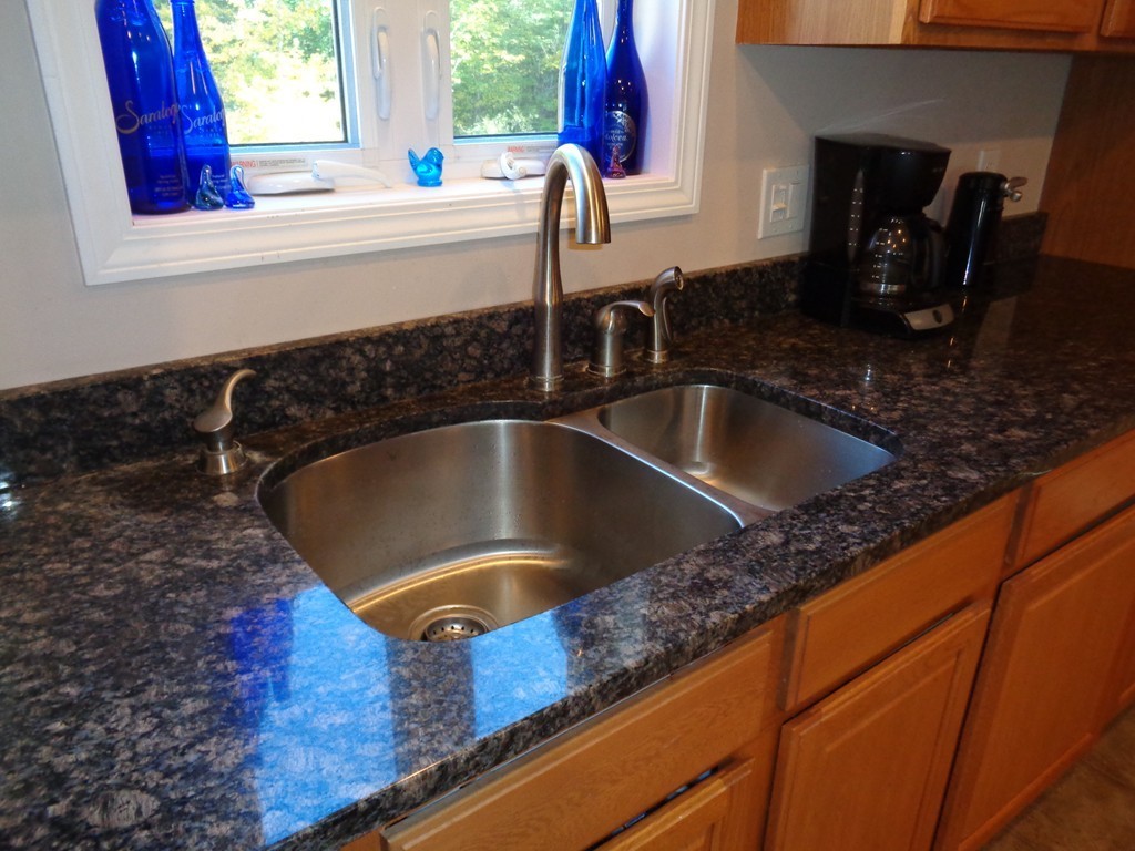 44 Cranberry Meadow Road Charlton, MA 01507 - Photo 7 of 26 Gallery Image 7