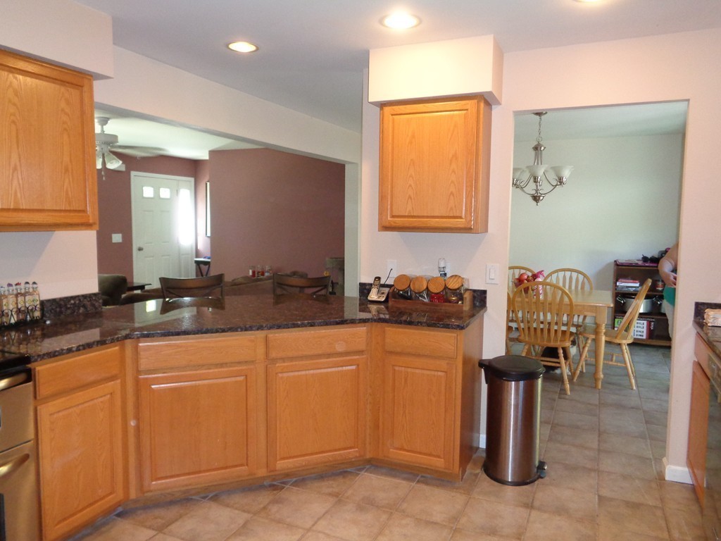44 Cranberry Meadow Road Charlton, MA 01507 - Photo 8 of 26 Gallery Image 8