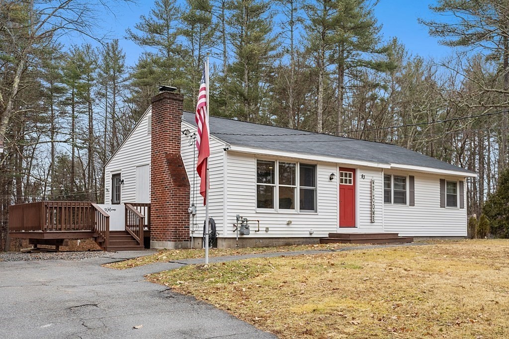 83 Warren Road Townsend, MA 01469 - Photo 3 of 30