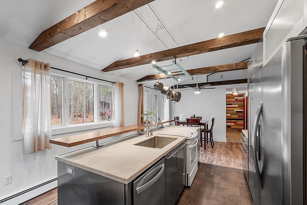 83 Warren Road Townsend, MA 01469 - Photo 10 of 30