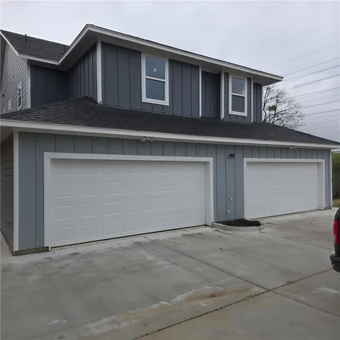 $350,000 | 6221 Post Oak Terrace, Unit A, Fort Worth, TX 76112