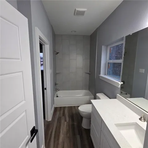 $350,000 | 6221 Post Oak Terrace, Unit A, Fort Worth, TX 76112