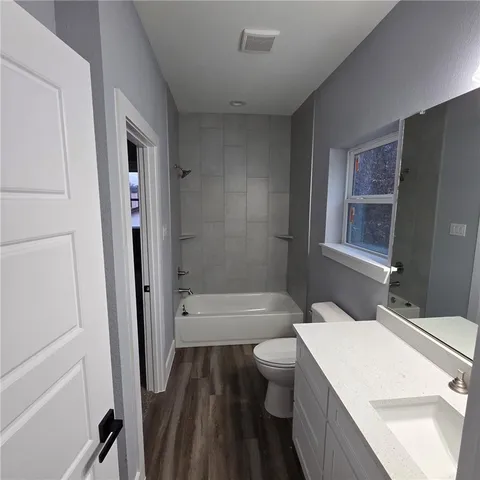 $350,000 | 6221 Post Oak Terrace, Unit A, Fort Worth, TX 76112