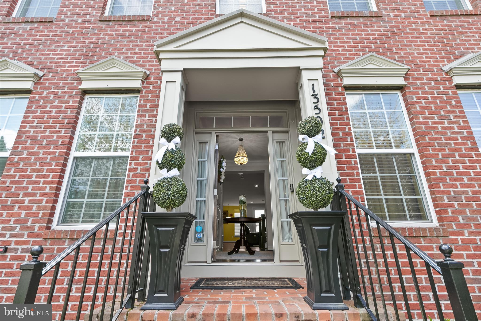 13502 Windy Meadow Lane Silver Spring, MD 20906 - Photo 4 of 74 a front view of a house