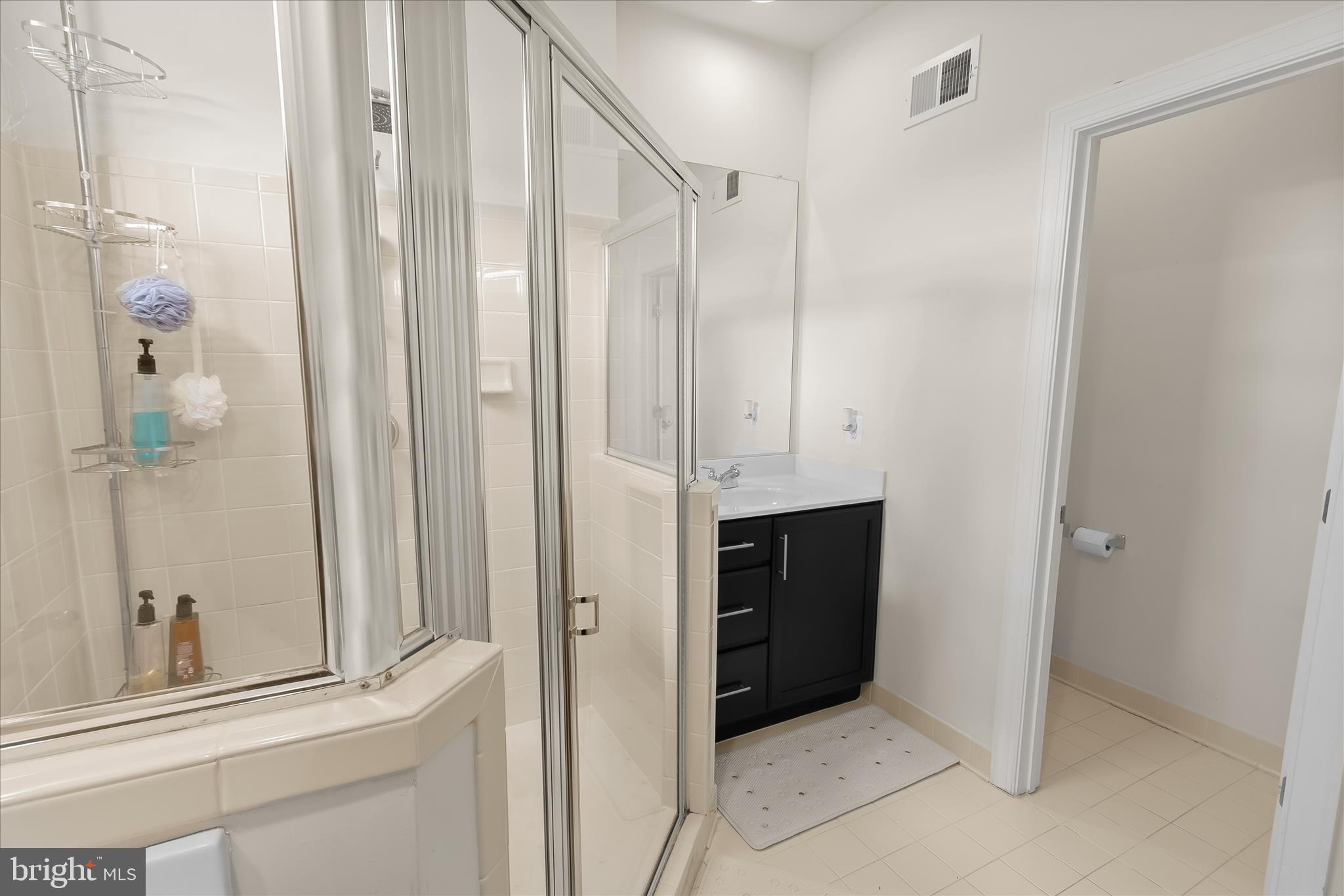 13502 Windy Meadow Lane Silver Spring, MD 20906 - Photo 44 of 74 Windy Meadow 047
