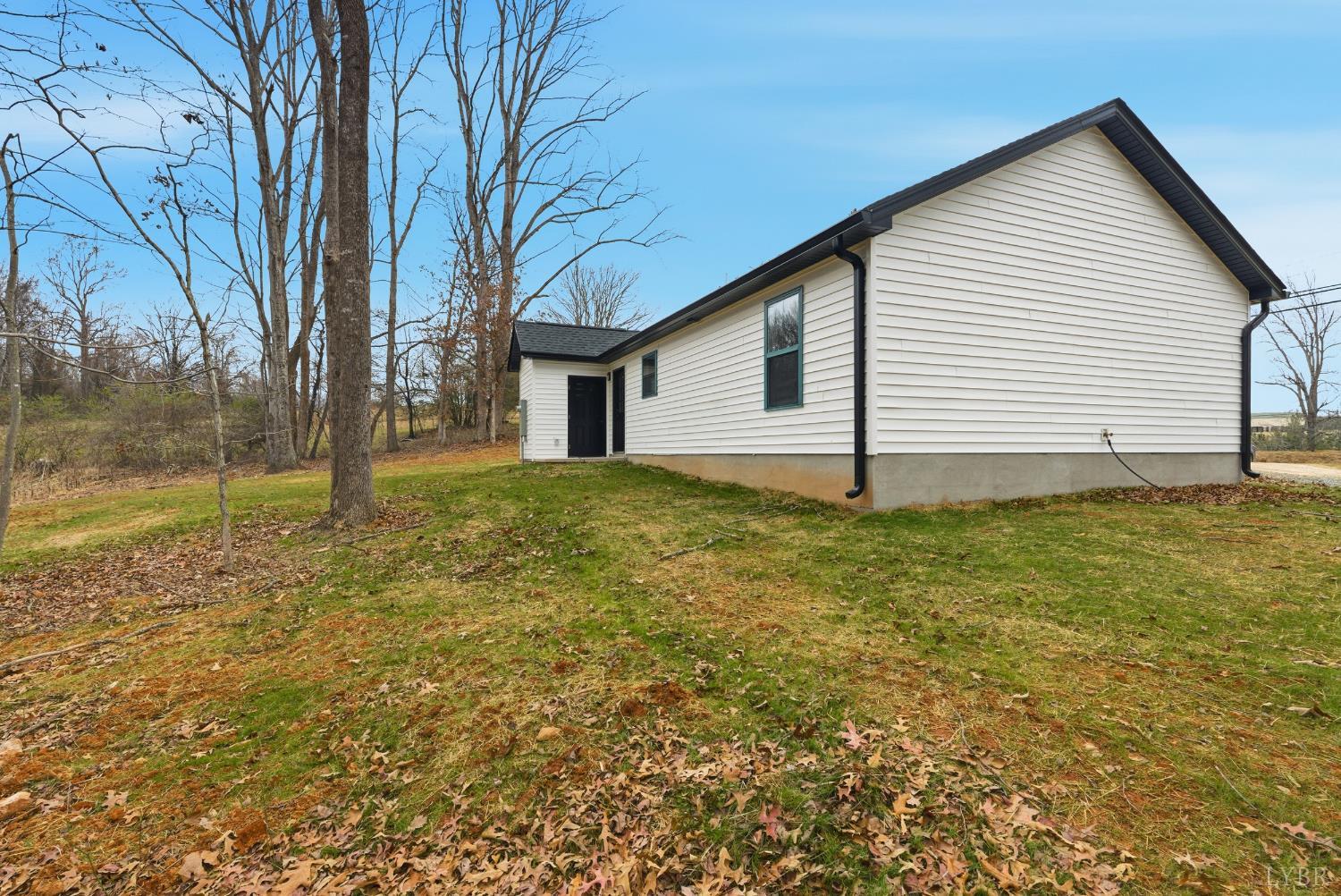 893 Cedar Gate Road Monroe, VA 24574 - Photo 26 of 29 Gallery Image 26