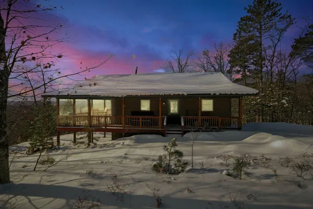 $529,000 | 28255 Friendly Valley Road, Washburn, WI 54891