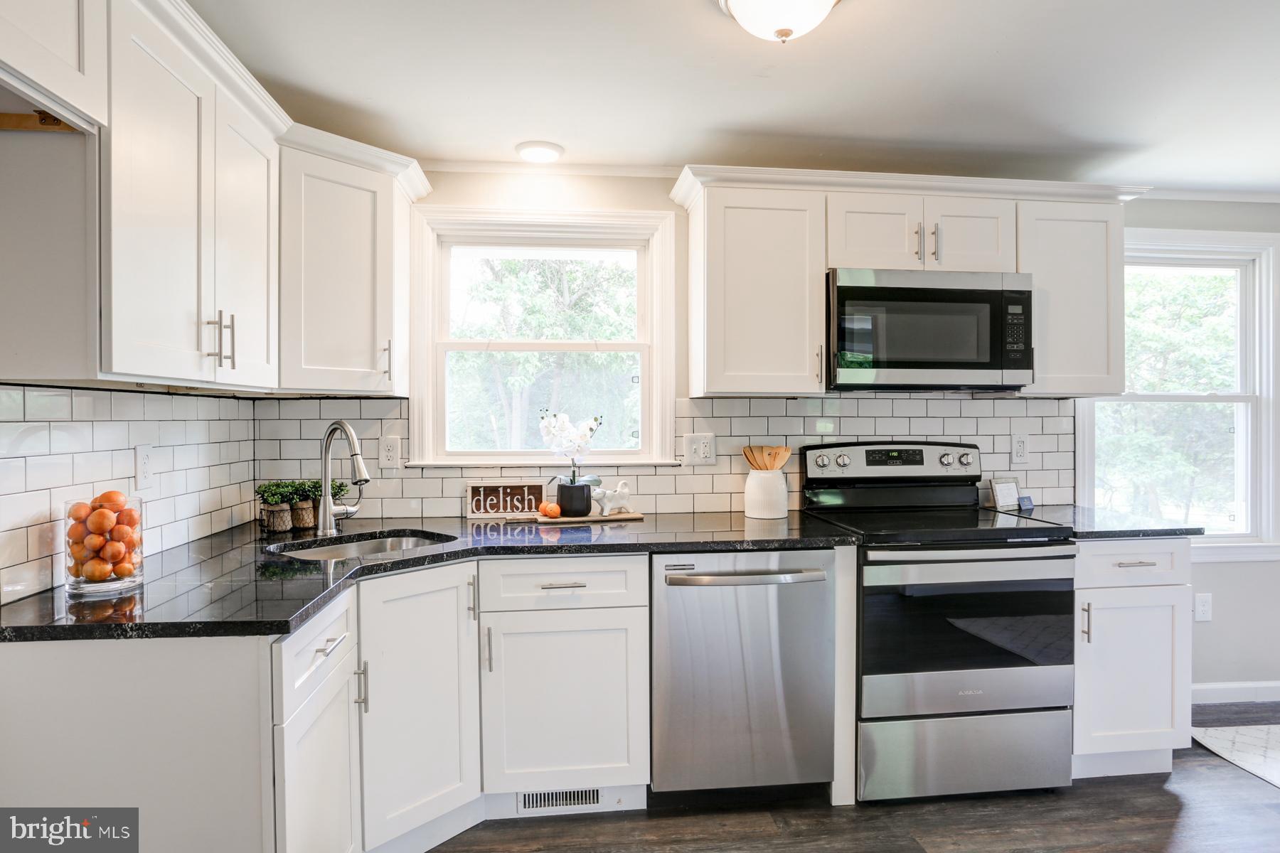 1237 Tanning Yard Hollow Road Peach Bottom, PA 17563 - Photo 4 of 32 Gallery Image 4