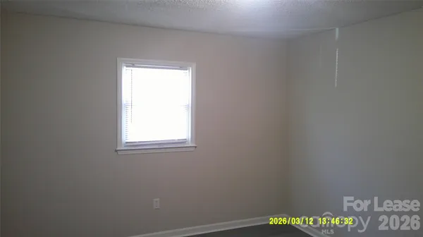 $1,100 | 1324 7th Avenue Southwest, Hickory, NC 28602