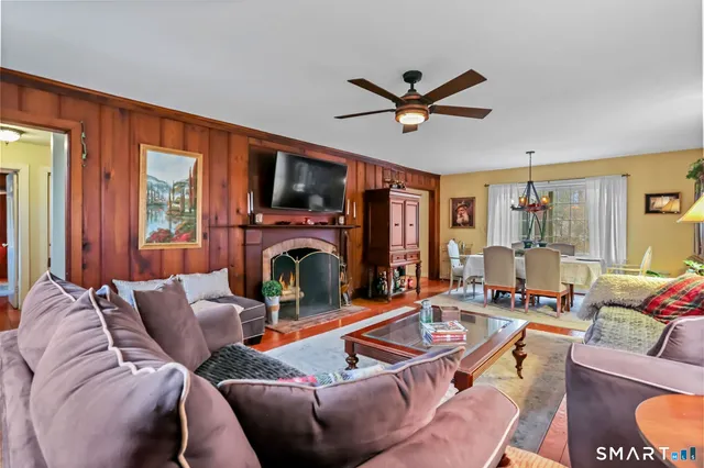 $1,099,000 | 9 Hollow Spring Road, Norwalk, CT 06854