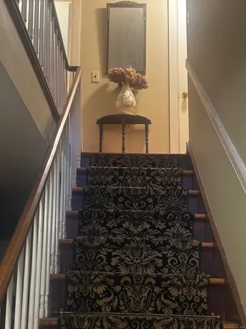 $1,099,000 | 9 Hollow Spring Road, Norwalk, CT 06854