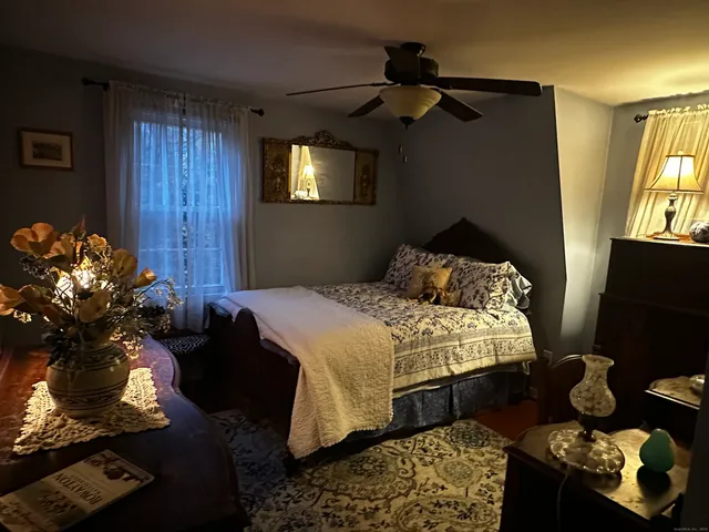 $1,099,000 | 9 Hollow Spring Road, Norwalk, CT 06854