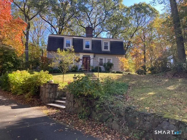 $1,099,000 | 9 Hollow Spring Road, Norwalk, CT 06854