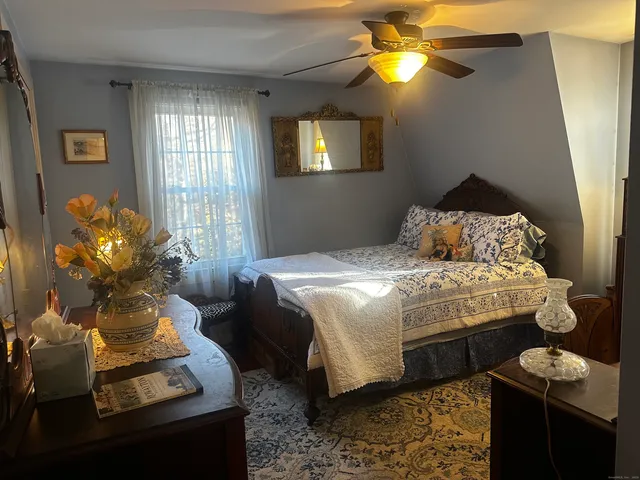 $1,099,000 | 9 Hollow Spring Road, Norwalk, CT 06854