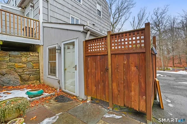 $1,099,000 | 9 Hollow Spring Road, Norwalk, CT 06854