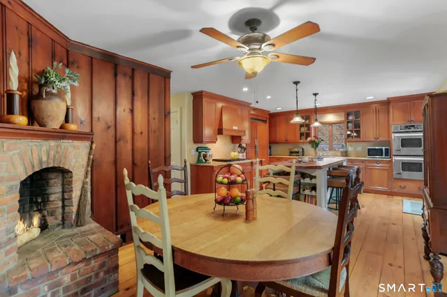 $1,099,000 | 9 Hollow Spring Road, Norwalk, CT 06854