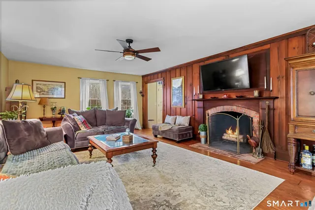 $1,099,000 | 9 Hollow Spring Road, Norwalk, CT 06854