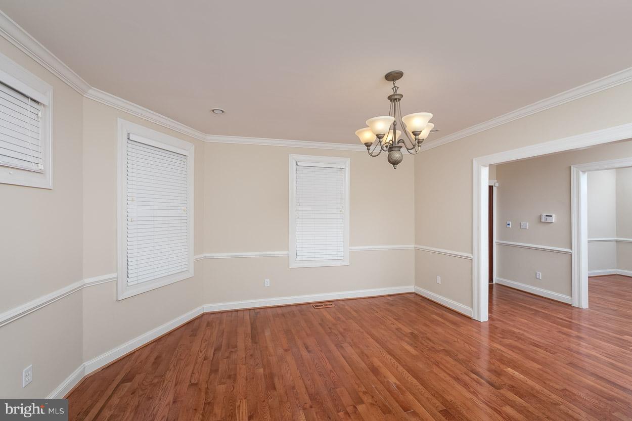 2501 Allendale Road Baltimore, MD 21216 - Photo 13 of 30 LARGE DINING ROOM