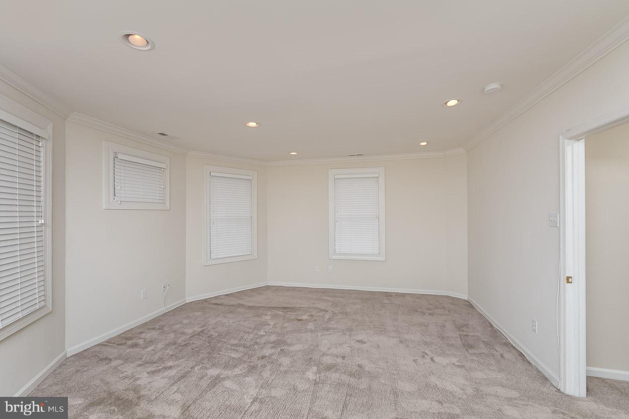 2501 Allendale Road Baltimore, MD 21216 - Photo 20 of 30 HUGE!!! MASTER BEDROOM