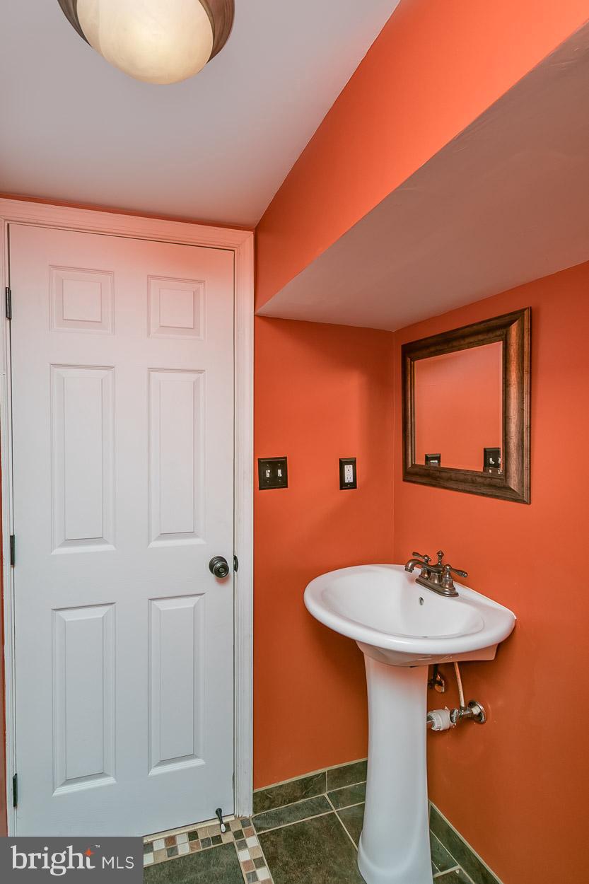 2501 Allendale Road Baltimore, MD 21216 - Photo 29 of 30 LOWER LEVEL POWDER ROOM