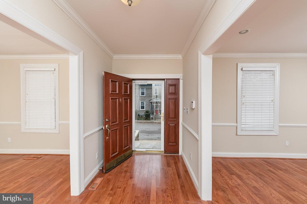 2501 Allendale Road Baltimore, MD 21216 - Photo 5 of 30 WELCOME!