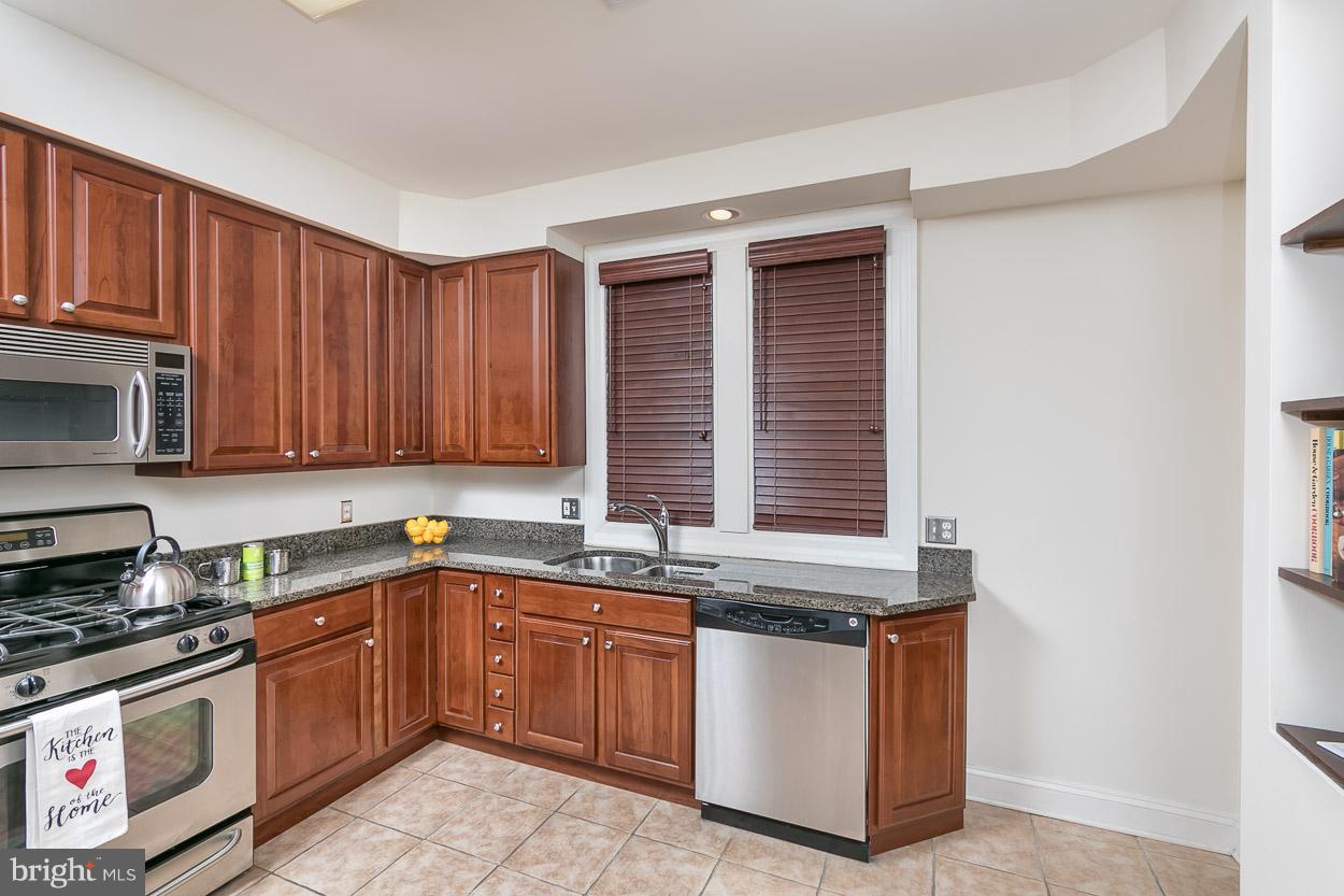 2501 Allendale Road Baltimore, MD 21216 - Photo 9 of 30 Kitchen