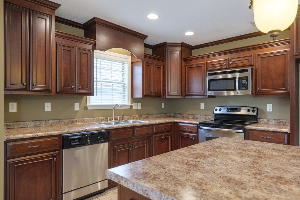4130 Cottage Heights Road Hahira, GA 31632 - Photo 8 of 21 Gallery Image 8