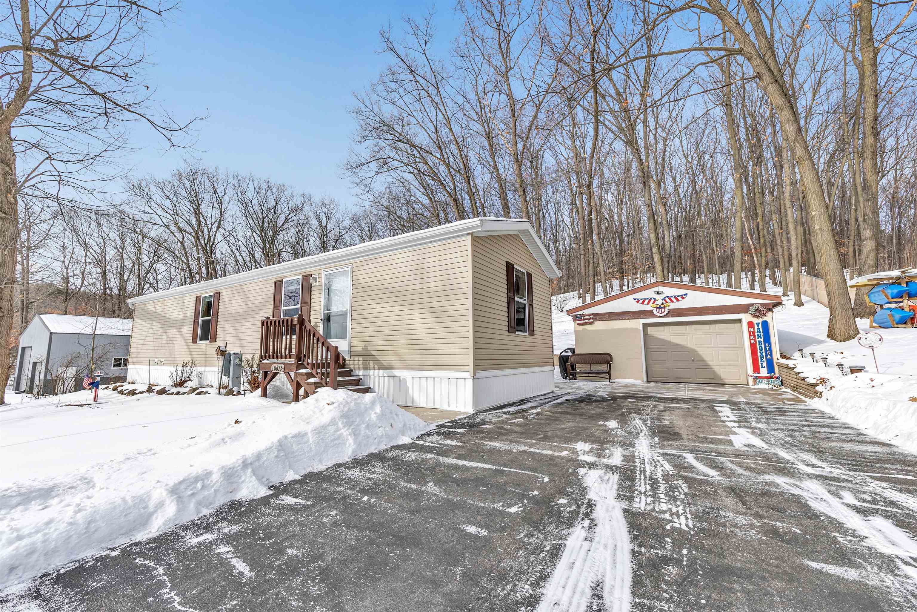 10675 West Rost Lake Road Coleman, WI 54112 - Photo 21 of 30