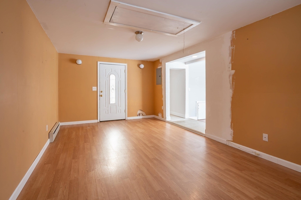 39 Sycamore Lane Billerica, MA 01821 - Photo 12 of 42