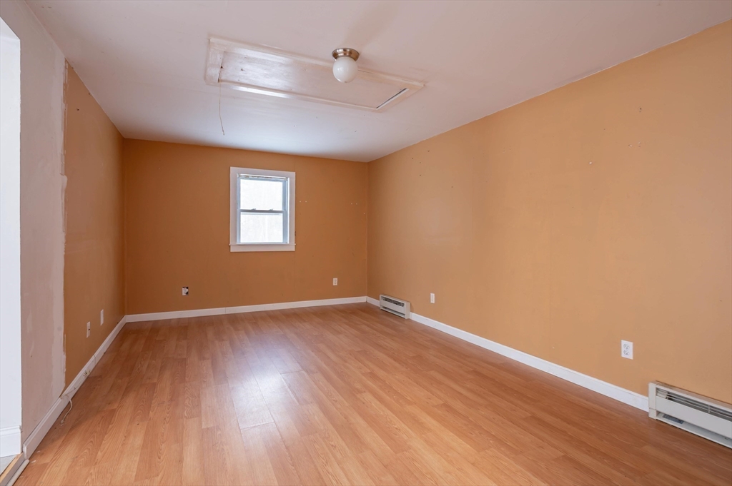 39 Sycamore Lane Billerica, MA 01821 - Photo 13 of 42