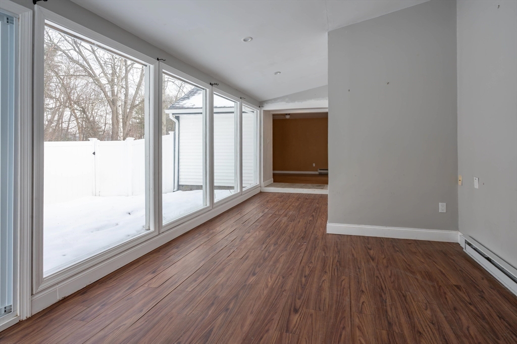 39 Sycamore Lane Billerica, MA 01821 - Photo 17 of 42