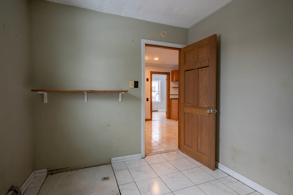 39 Sycamore Lane Billerica, MA 01821 - Photo 25 of 42