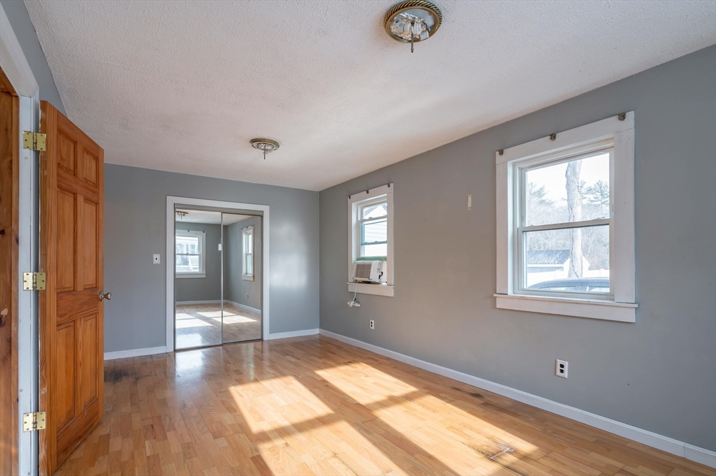 39 Sycamore Lane Billerica, MA 01821 - Photo 35 of 42