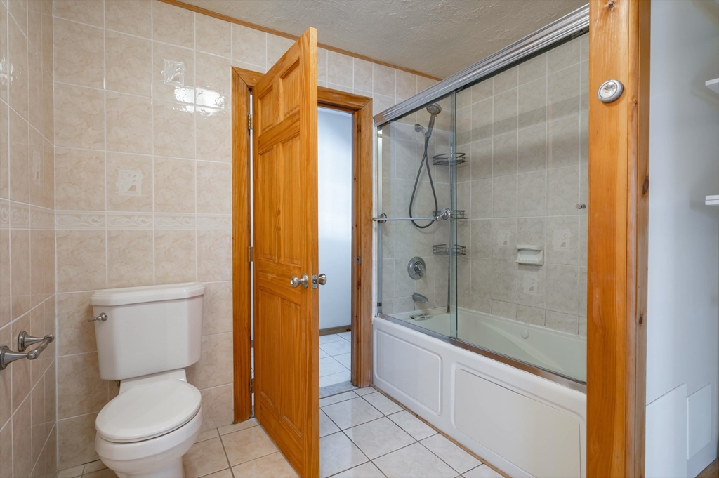 39 Sycamore Lane Billerica, MA 01821 - Photo 38 of 42