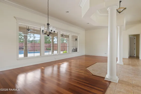 $635,000 | 104 La Quinta Circle, Broussard, LA 70518